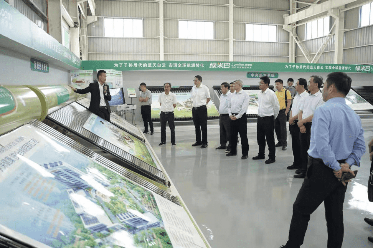 全國(guó)工商聯(lián)黨組副書記、副主席樊友山帶隊(duì)到綠米巴產(chǎn)業(yè)園  考察調(diào)研